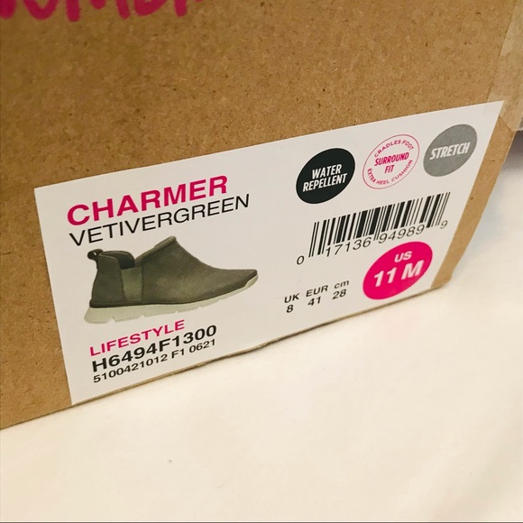 NEW Ryka Water Repellant Ankle Boots - Picture 7 of 7